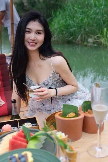 金昌网红小阿君吃瓜,一场网络热点的幕后故事